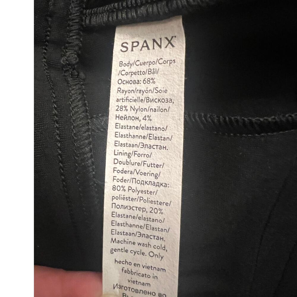 SPANX The Perfect Ponte kick flare Pant L Black Crop Quiet Luxury Corporate Chic - Picture 8 of 9